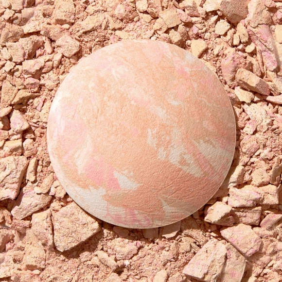 Laura Geller Baked Illuminating Foundation: Porcelain, .05oz (Travel Size), NIB - Picture 2 of 9